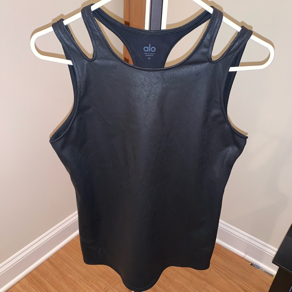 Alo tank size M